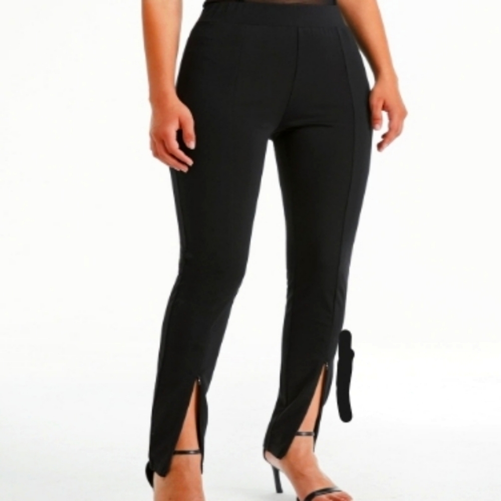 High Waisted Skinny Seam Detail Front Slit Pants. Black. Size Large.